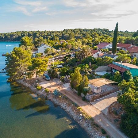 Ferienwohnung Kuca Za Odmor- Simona Punta Križa Exterior foto