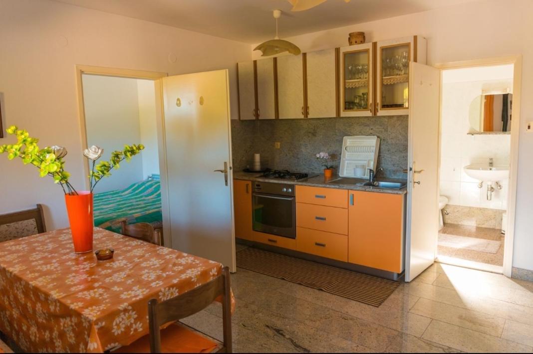 Ferienwohnung Kuca Za Odmor- Simona Punta Križa Exterior foto